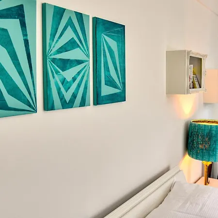 Am Niederfeldsee Hostel *